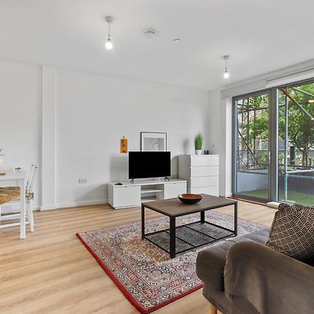 Centrally Located - Modern - 2Bed - 2Bath Apartment London Ngoại thất bức ảnh