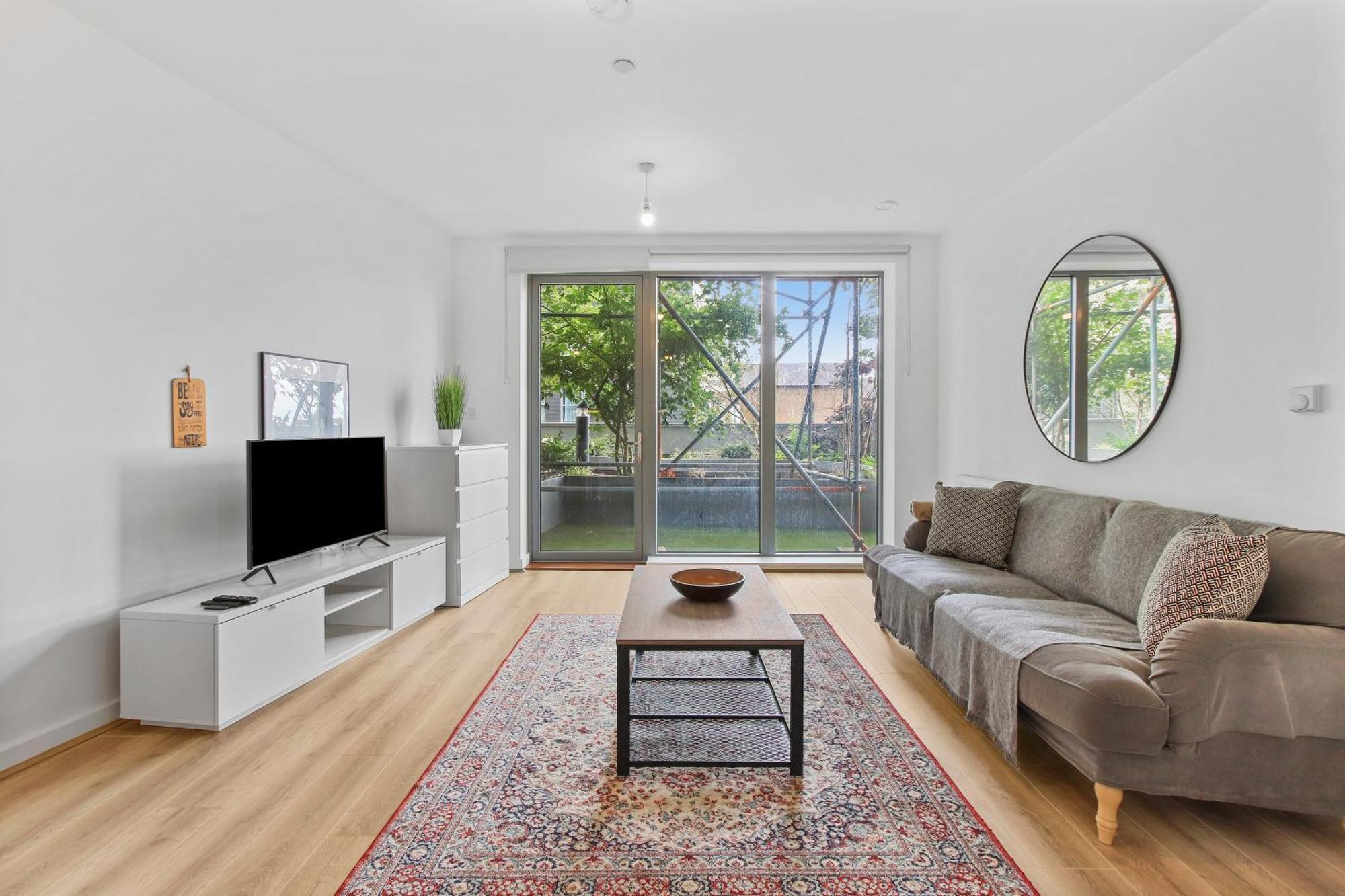 Centrally Located - Modern - 2Bed - 2Bath Apartment London Ngoại thất bức ảnh