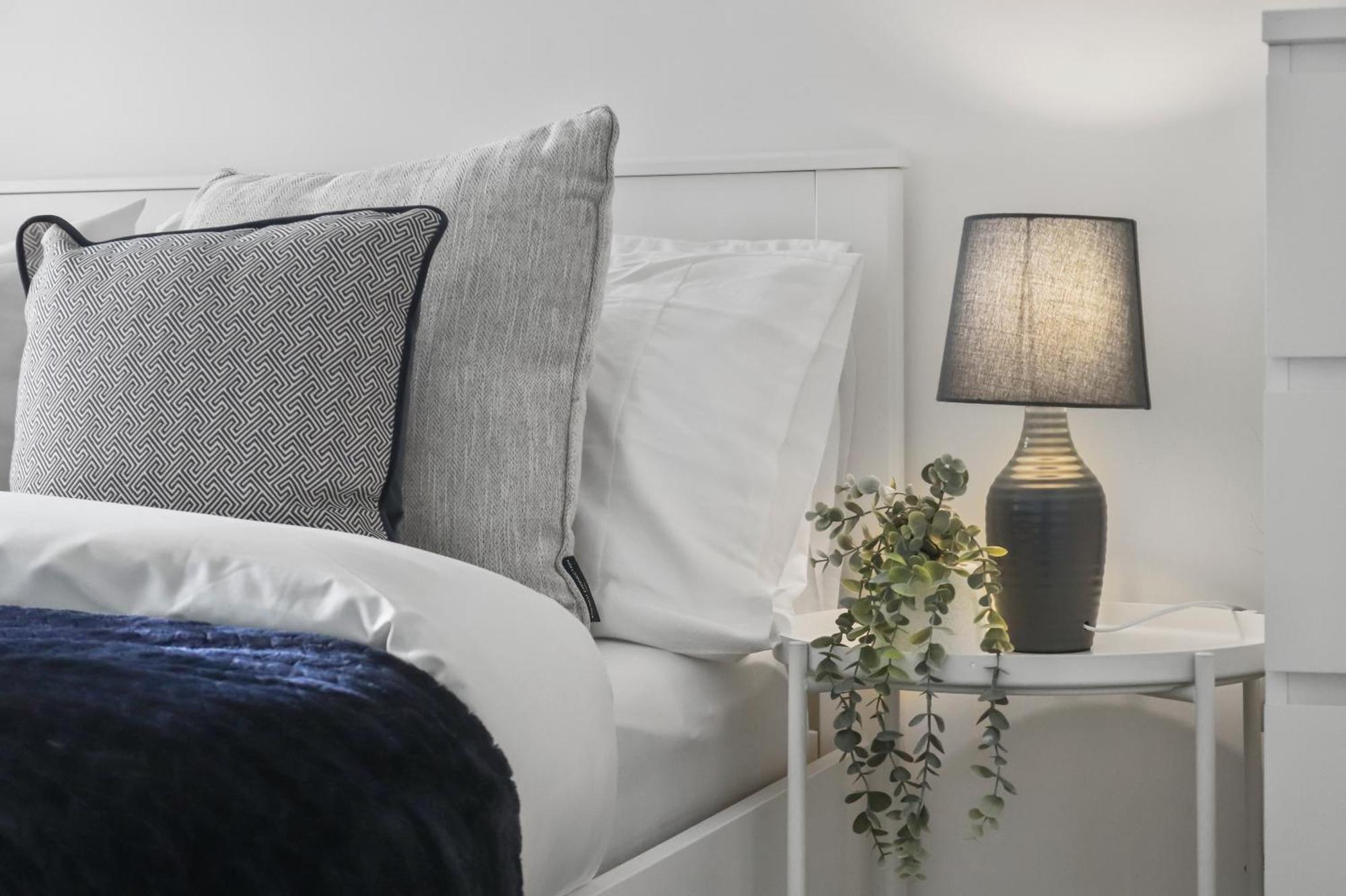 Centrally Located - Modern - 2Bed - 2Bath Apartment London Ngoại thất bức ảnh