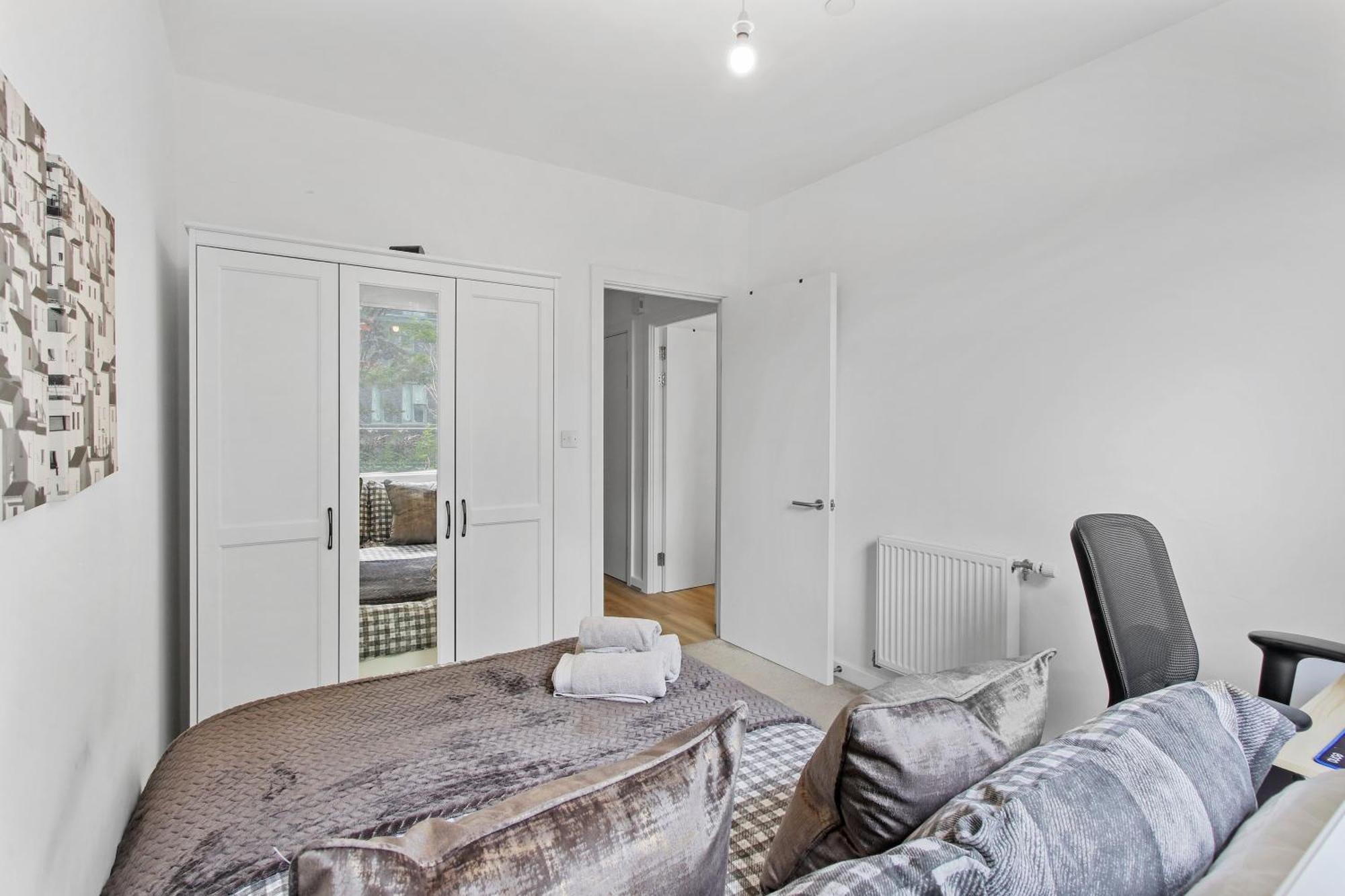 Centrally Located - Modern - 2Bed - 2Bath Apartment London Ngoại thất bức ảnh