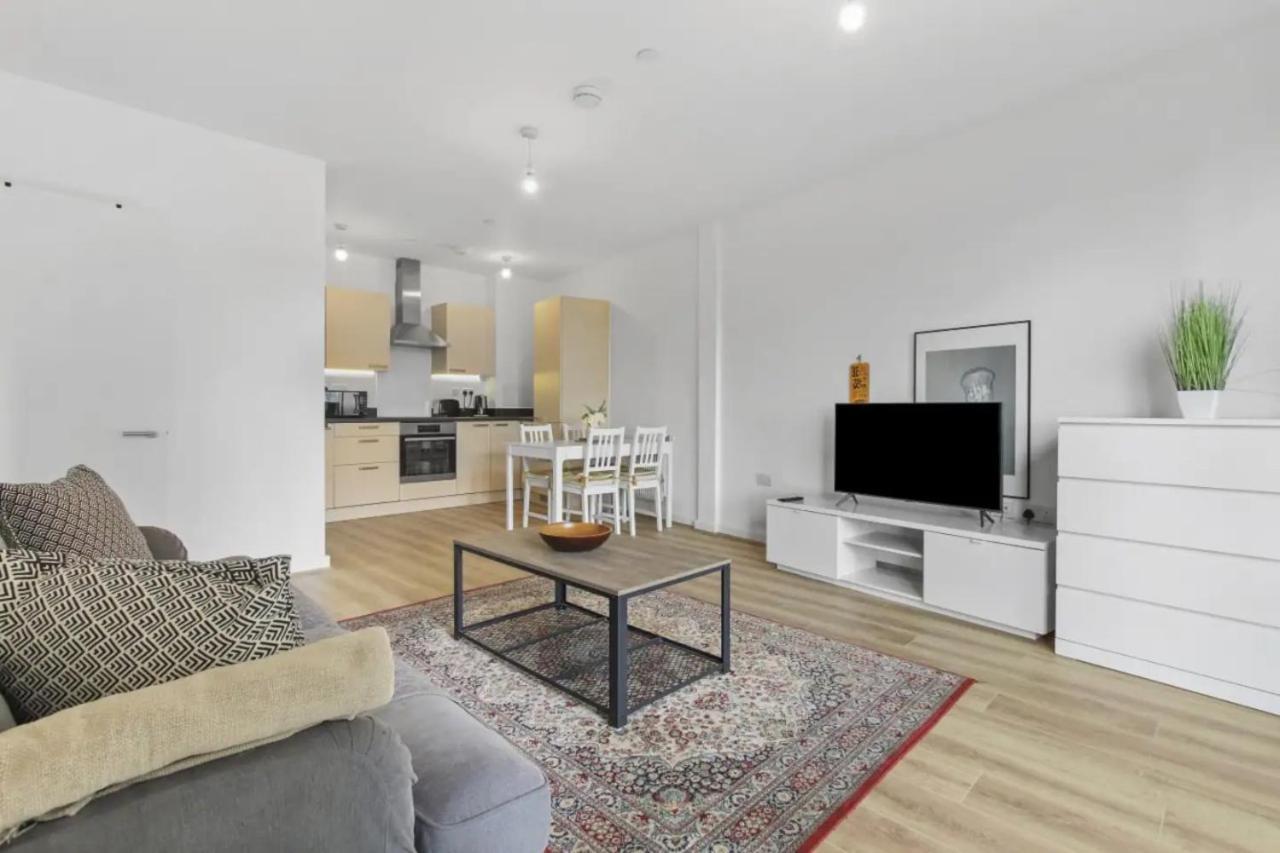 Centrally Located - Modern - 2Bed - 2Bath Apartment London Ngoại thất bức ảnh