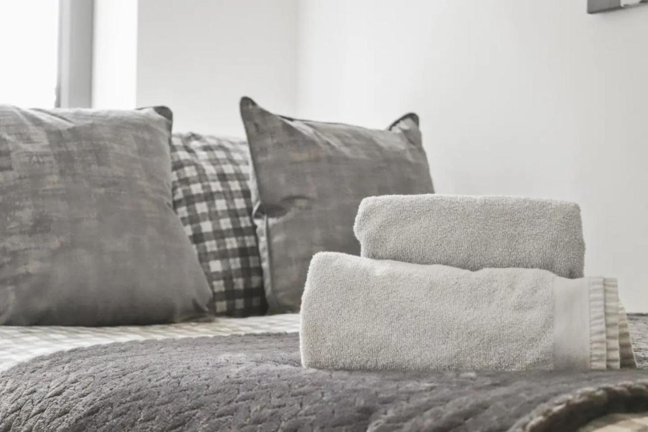 Centrally Located - Modern - 2Bed - 2Bath Apartment London Ngoại thất bức ảnh
