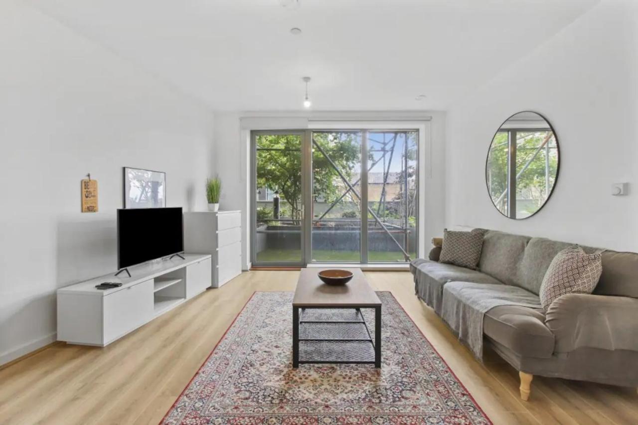 Centrally Located - Modern - 2Bed - 2Bath Apartment London Ngoại thất bức ảnh