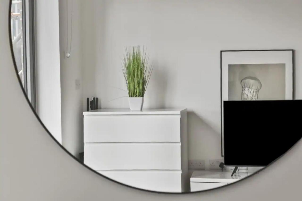 Centrally Located - Modern - 2Bed - 2Bath Apartment London Ngoại thất bức ảnh